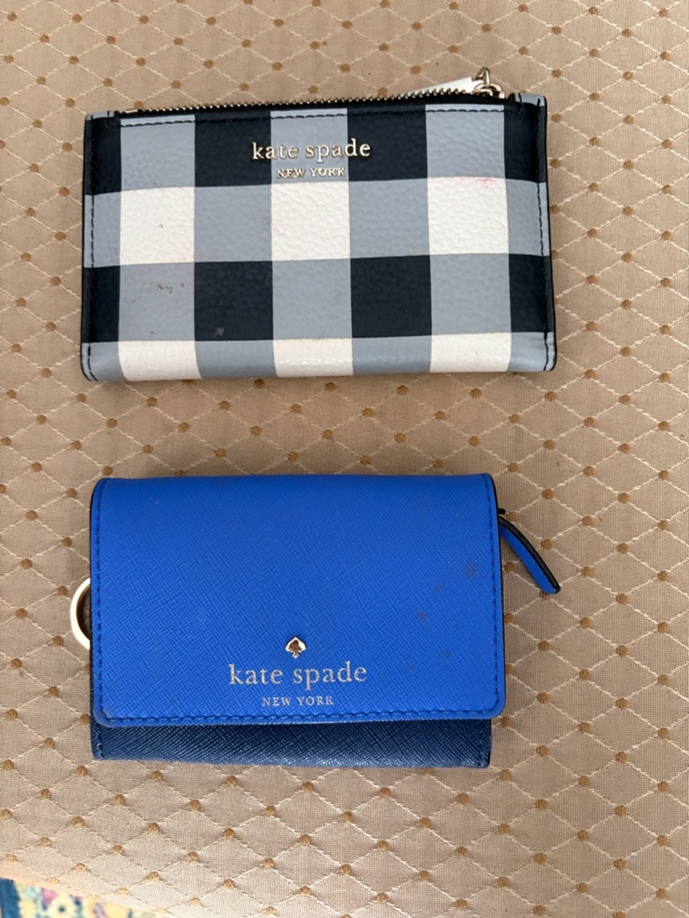 kate spade Black & White Check Zip Wallet with Cobalt Blue Card Key Wallet